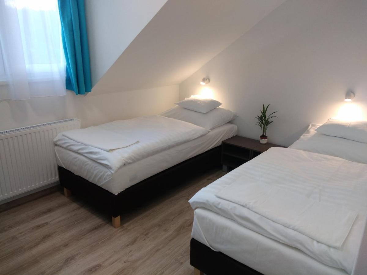 Diana Panzio Bed & Breakfast Matrafured Bagian luar foto