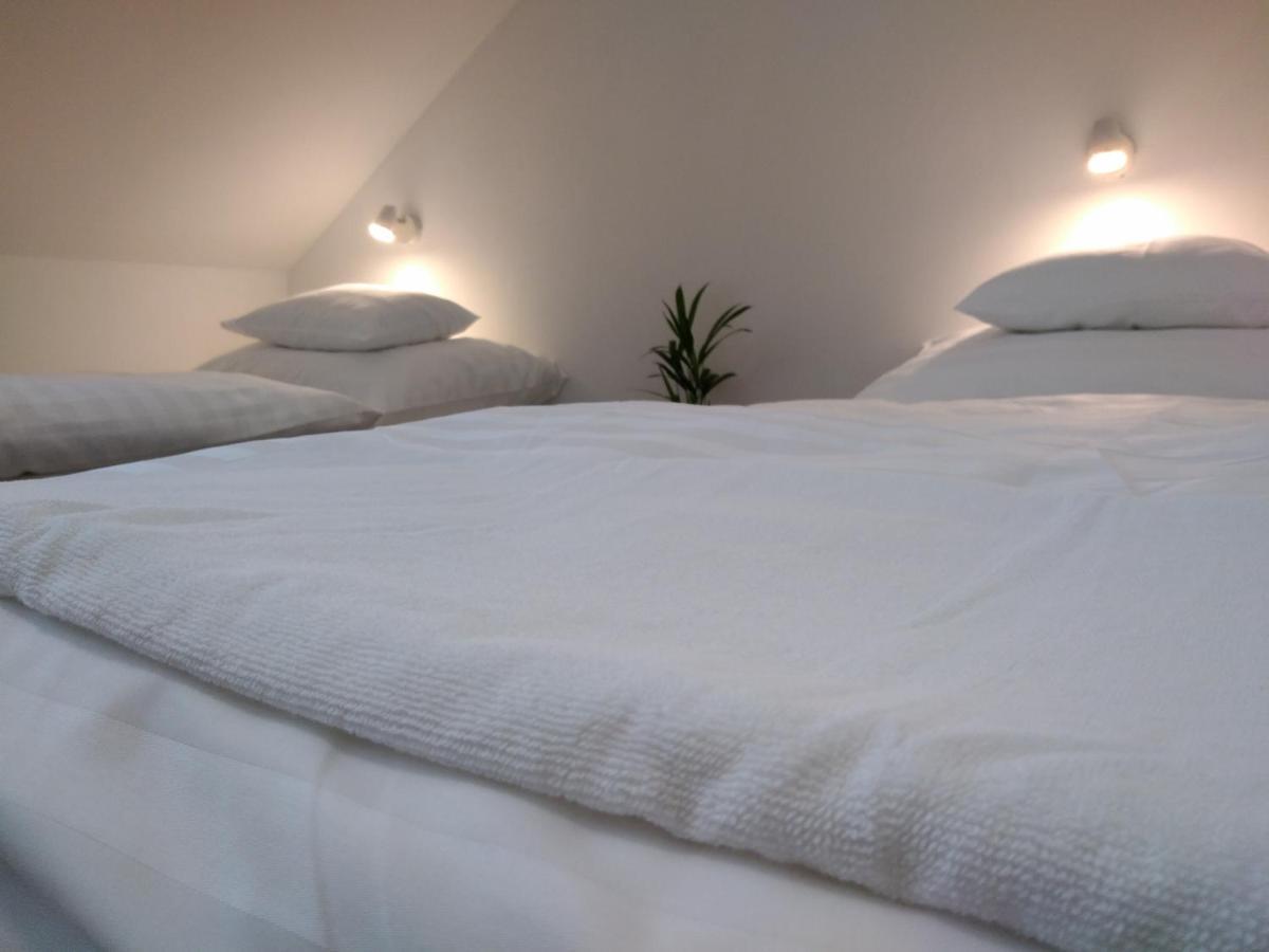 Diana Panzio Bed & Breakfast Matrafured Bagian luar foto