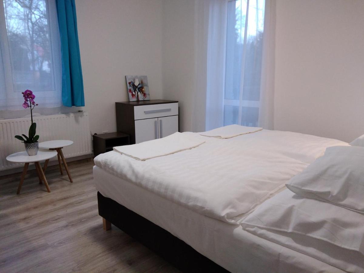 Diana Panzio Bed & Breakfast Matrafured Bagian luar foto